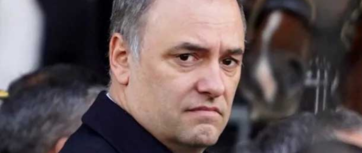 Pese a no ser funcionario, Manuel Adorni mantiene su custodia personal pagada por el Estado