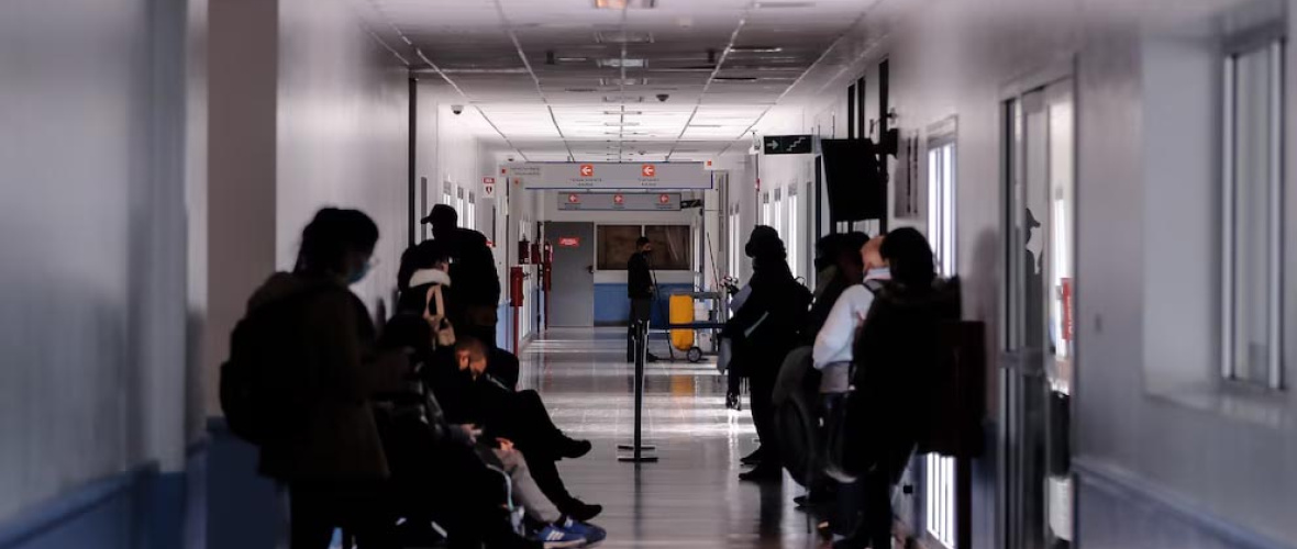 Los extranjeros no residentes deberán pagar por la atención en hospitales nacionales: claves de una resolución que traerá polémica