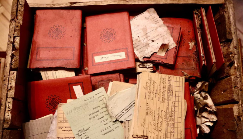 Descubren cajas con material de propaganda nazi que estaban desde 1941 en la Corte Suprema