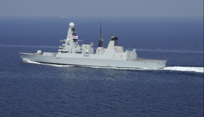 El régimen de Irán interceptó un destructor británico que se movilizaba en apoyo a Israel