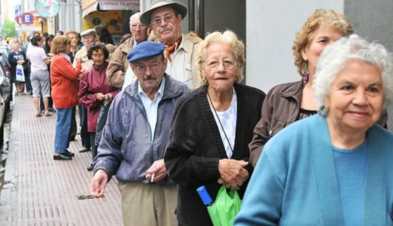 Javier Milei confirmó el extra que todos los jubilados de ANSES estaban esperando para julio