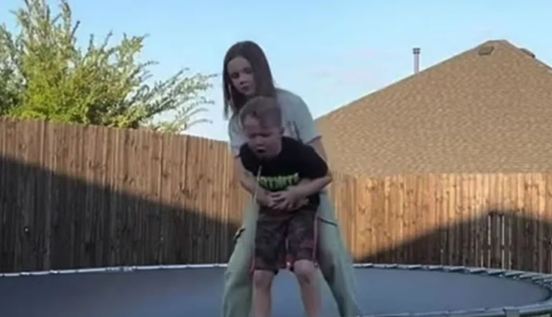 Una nena de 10 años le hizo la maniobra de Heimlich a su hermano y lo salvó de morir asfixiado en Texas