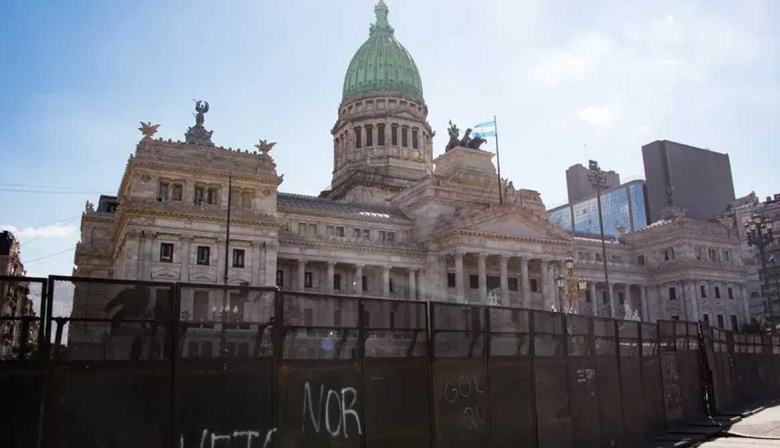 La advertencia del Gobierno al paro de estatales: protocolo antipiquetes y se les descontará el día no trabajado