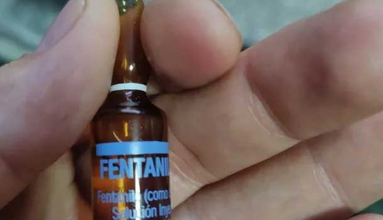 Los chats entre los acusados de vender fentanilo contaminado: "Que no venga, está la Policía afuera"