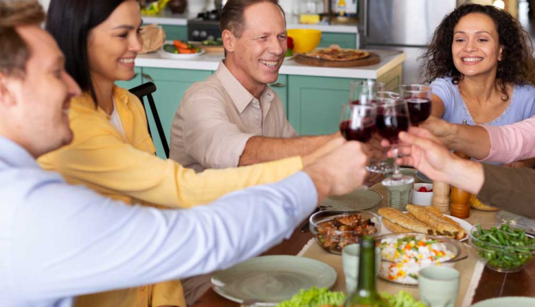 Ni soluciones mágicas ni productos milagrosos: el llamado a humanizar la alimentación frente al negocio de los suplementos