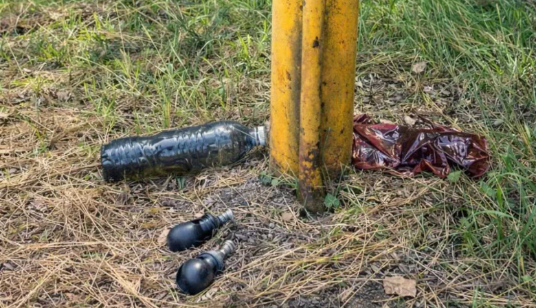 Granadas y un ataque a tiros: qué se sabe de la causa por un intento de atentado en un gasoducto en Ezeiza