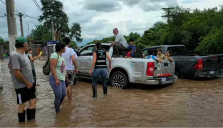 Un temporal dejó más de 200 evacuados y un récord histórico de lluvias