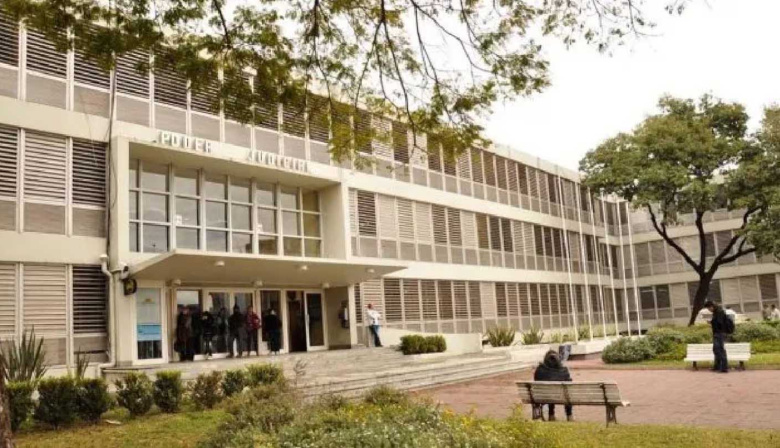 Declararon culpables a dos policías acusados de abusar de adolescentes en Paraná