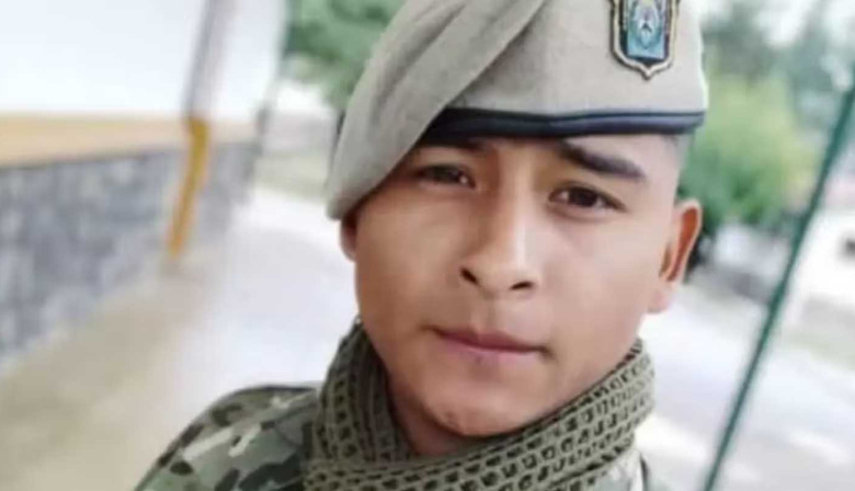 Asesinaron a puñaladas a un joven soldado a la salida de un boliche y detuvieron al acusado en Bolivia