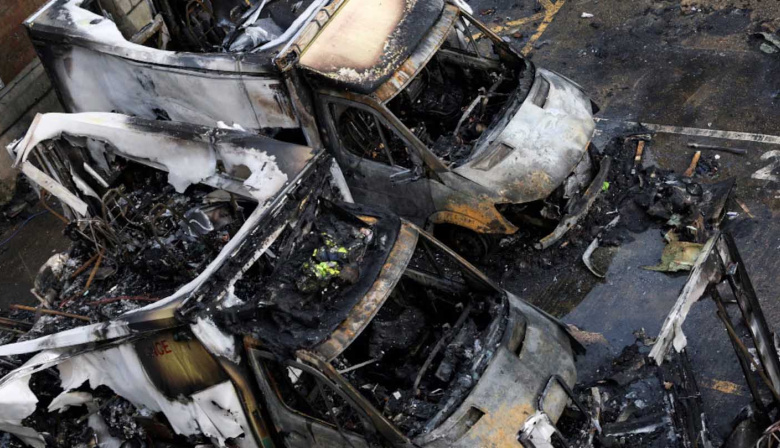 Investigan un ataque antisemita en Londres: incendiaron cuatro ambulancias de una organización judía