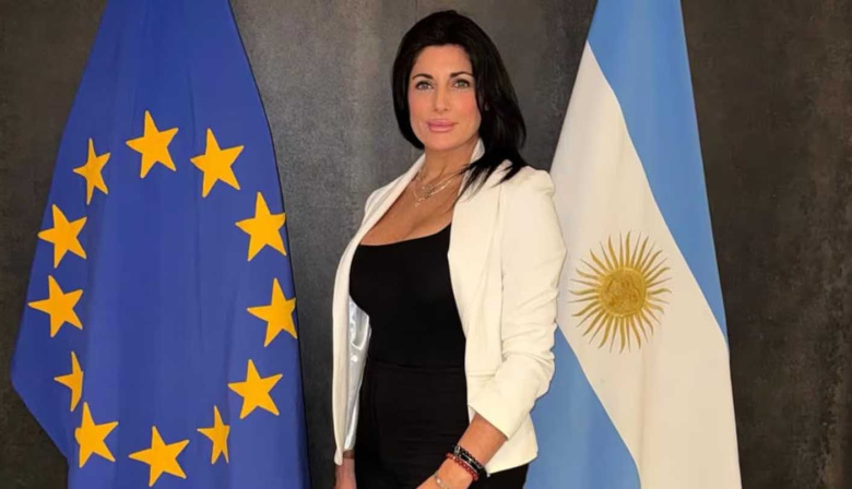 Una diputada libertaria afirmó que se reunió con el embajador de Checoslovaquia, país que se disolvió en 1992