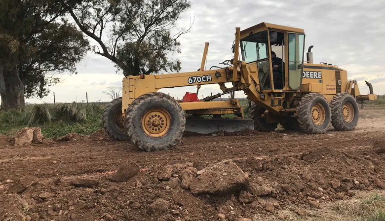 Impulsan planes para ordenar obras sobre caminos rurales tras los reclamos del agro