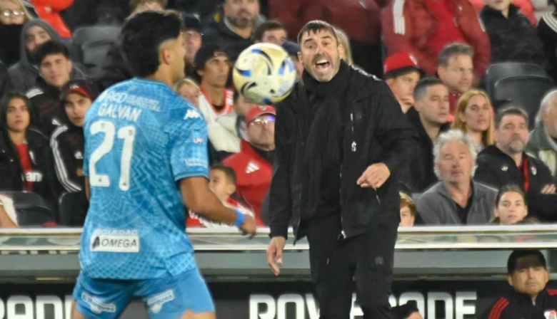 La frase lapidaria de Eduardo Coudet tras la derrota de River: “Fue el peor partido desde que estoy acá”
