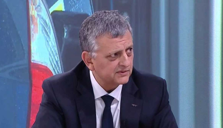 El presidente de YPF confirmó que los combustibles aumentan un 1%, pero el precio se sostendrá por otros 45 días