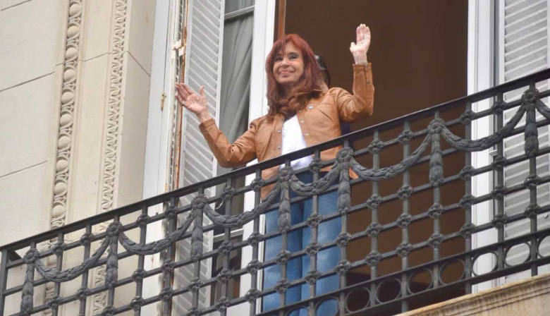 El fiscal Luciani pide decomisar la casa donde Cristina Kirchner cumple prisión domiciliaria
