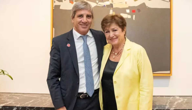 El FMI aprobó la revisión del acuerdo con Argentina y enviará el desembolso de USD 1.000 millones