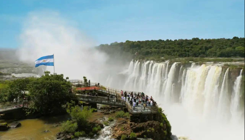 Con escapadas cortas y turismo regional, el feriado del 25 de Mayo movió $ 340 mil millones