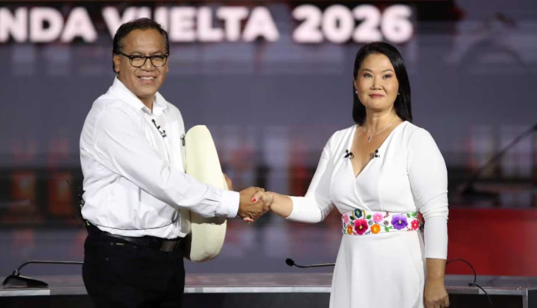 Balotaje en Perú: Keiko Fujimori busca por cuarta vez la presidencia ante el izquierdista Roberto Sánchez