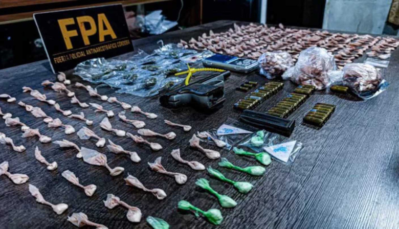 Golpe al narcotráfico: cayó una banda que vendía droga a menores a metros de escuelas y merenderos en Córdoba