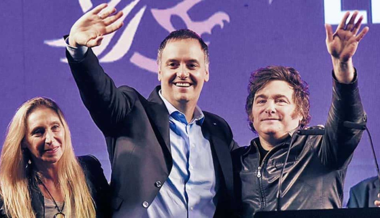 Aliados y opositores piden la renuncia de Manuel Adorni