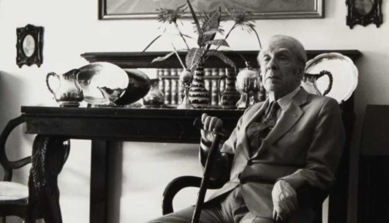 A 40 años de la muerte de Jorge Luis Borges, una ambiciosa muestra invita a celebrar su vida y obra