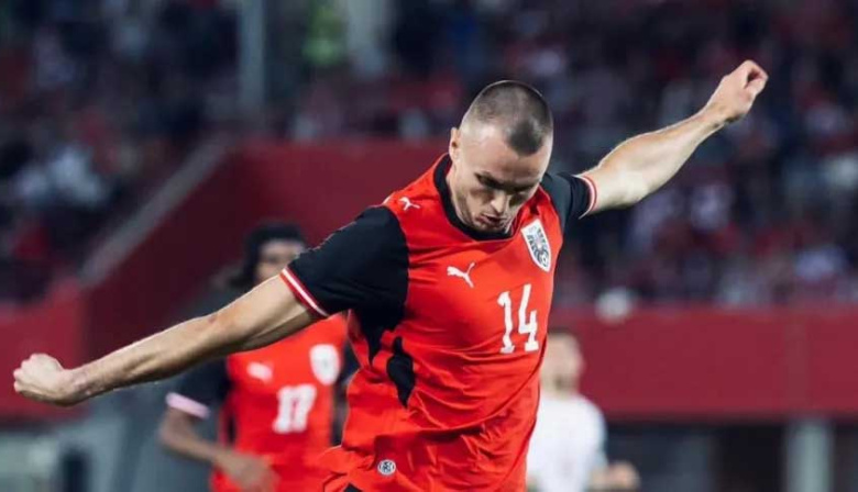 El "gigante" de 2 metros de Austria que es una amenaza para la defensa de la Selección Argentina