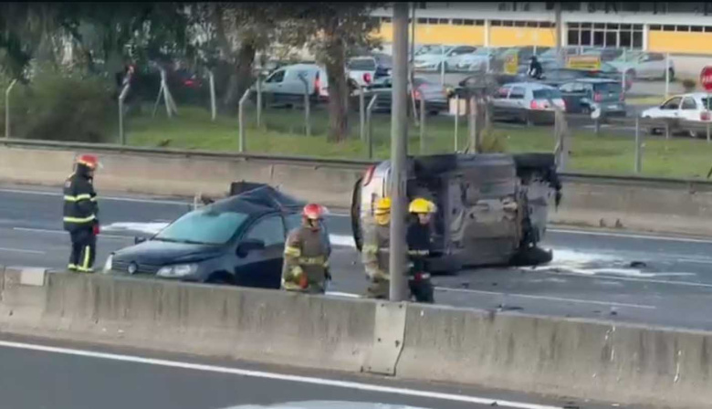 Murió una nena de dos años y su mamá está grave tras un impactante choque en la Panamericana