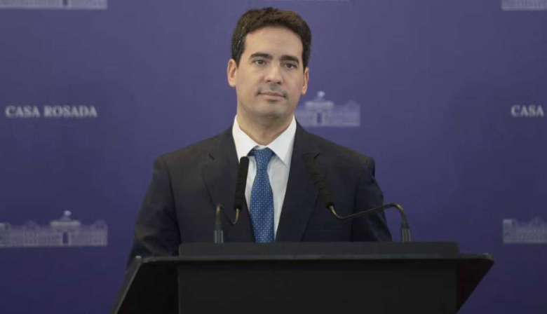 El nuevo vocero presidencial evitó hablar del caso Adorni y le envió un gesto al PRO: “Es clave que trabajemos en conjunto”