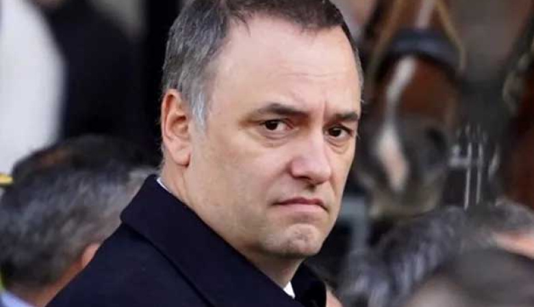 El exjefe de Gabinete Manuel Adorni tiene prohibida la salida del país