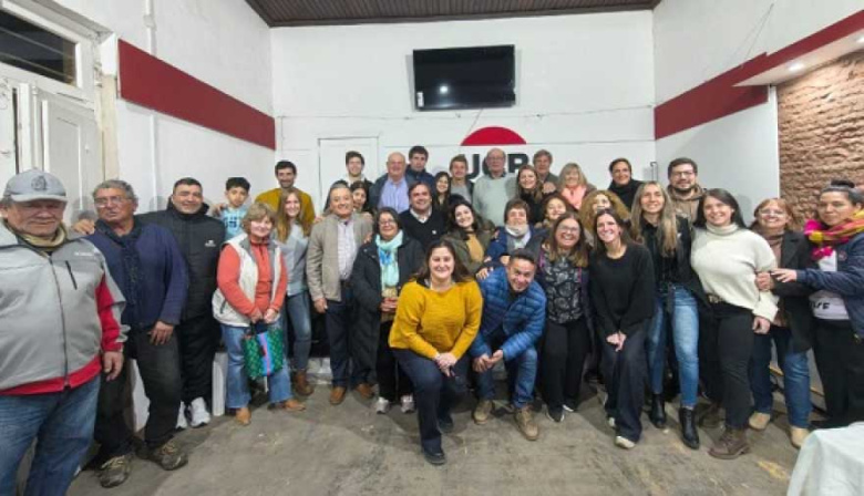 UCR bonaerense: Emiliano Balbín encabezó la renovación en cuatro distritos
