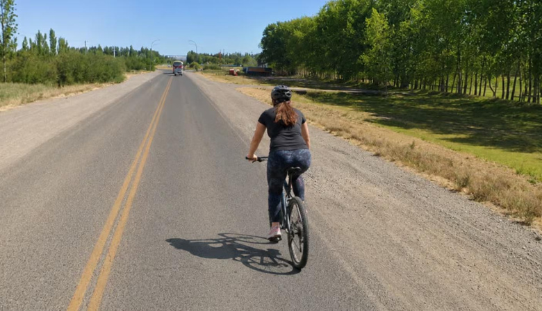Una mujer andaba en bicicleta por la ruta y un auto la chocó por detrás en 2018: la conductora deberá pagarle $55.000.000