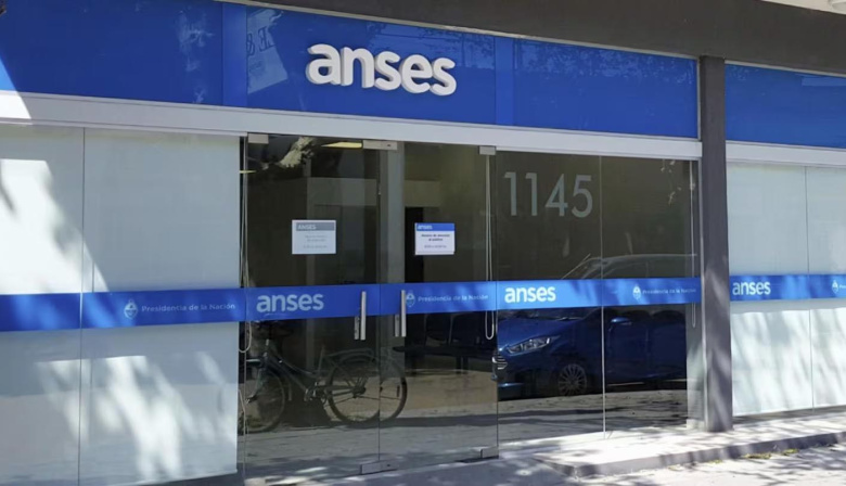 El Gobierno confirmó el aumento y el bono para los jubilados: cuánto cobrarán en agosto