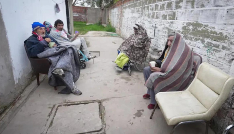 Hacinamiento, abandono y horror: descubrieron un geriátrico clandestino tras un incendio