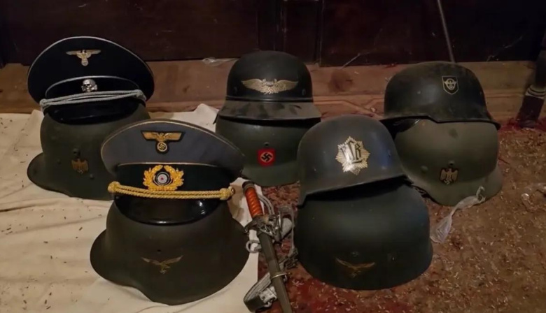 Hallazgo inesperado: una descompensación reveló un arsenal militar y objetos con simbología nazi en una casa de Flores