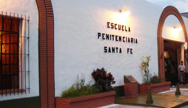 Santa Fe: siete cadetes detenidos tras golpear e intentar bajarle los pantalones a un compañero