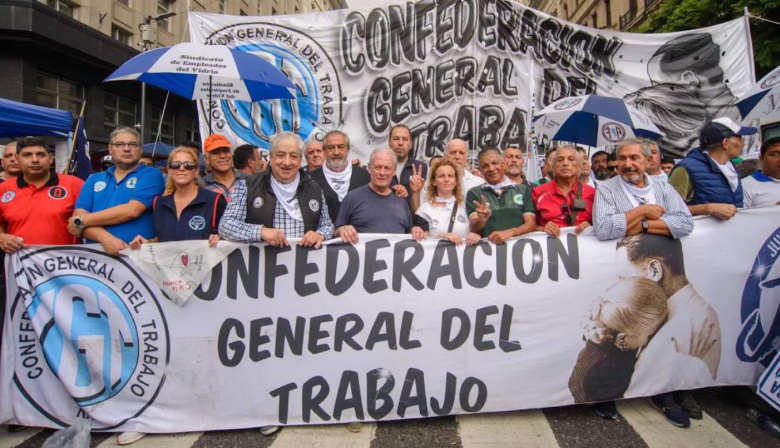 La CGT encabezará una marcha a Economía por las familias endeudadas y las pymes se movilizarán por el cierre de las empresas