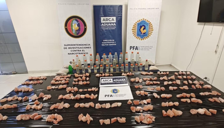 Secuestraron 52 kilos de MDMA en una camioneta que venía de Bélgica: hay tres detenidos