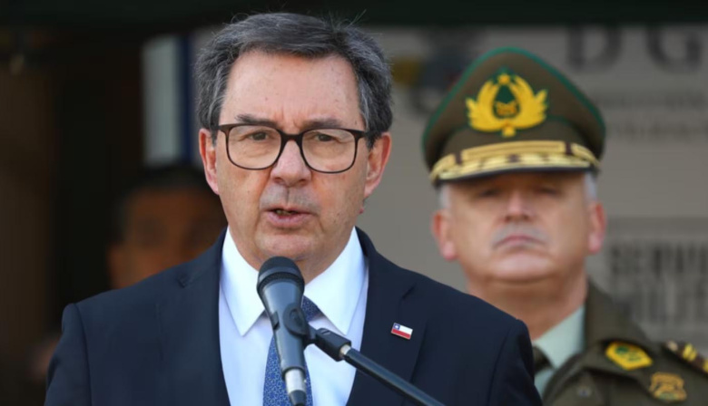 Malvinas: el ministro de Defensa de Chile respaldó el reclamo argentino, pero defendió el derecho al comercio con las islas