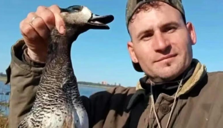 Un influencer fue denunciado por cazar aves protegidas en Santa Fe y exhibirlo en redes sociales