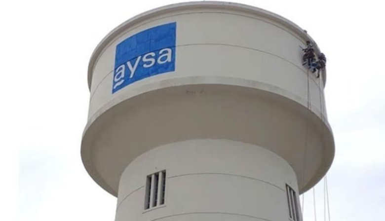 El Gobierno avanza con la privatización de AySA: se conocen las propuestas para quedarse con el 90% de la compañía