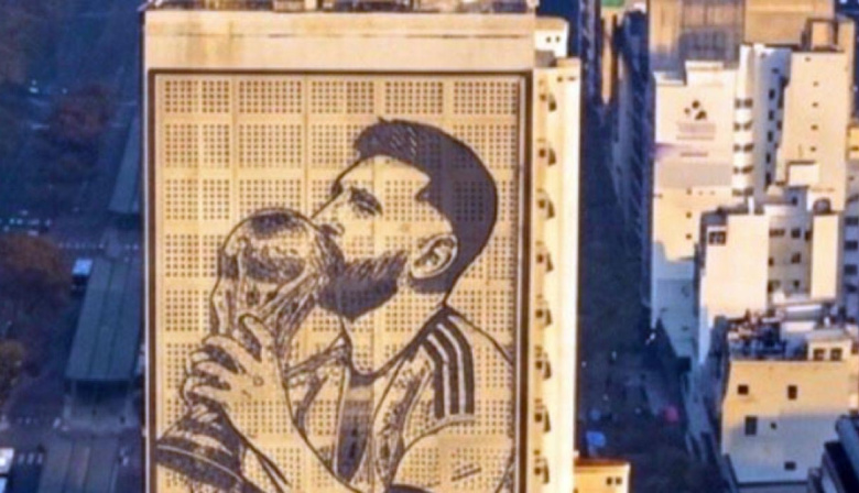 Subir a Messi: qué dice el proyecto de ley para bajar a Evita de la 9 de Julio
