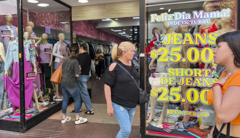Las ventas por el Día de la Madre cayeron 1,4% y sumaron su quinta baja interanual consecutiva