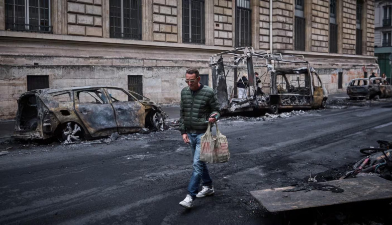 Tras los violentas protestas, el primer ministro francés aseguró que los toques de queda “contribuyeron a la calma”