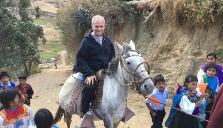 Cómo era Robert Prevost antes de ser León XIV: historias y anécdotas relatadas por el sacerdote que compartió su misión en Perú