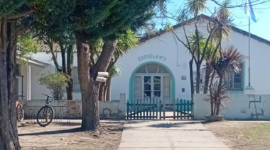 Investigan a una escuela por darle agua contaminada a sus alumnos: sospechan de certificados falsos de potabilidad