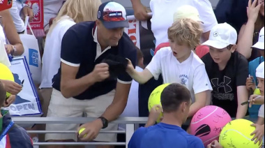 Un hombre le robó a un nene el regalo que le había hecho un tenista en el US Open y causó indignación