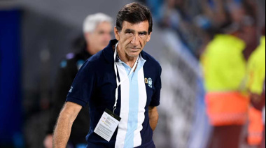 Gustavo Costas respaldó a “Maravilla” Martínez a pesar del penal errado ante Independiente: “Hizo 200 goles”