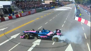 Velocidad, trompos y el rugido de un motor de F1: la primera vuelta de Franco Colapinto en Buenos Aires