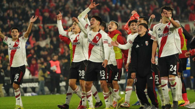 Un bravo River eliminó a Rosario Central en el Monumental y quedó a un paso del título