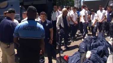 Con detectores y perros: el llamativo operativo que descolocó a una selección que jugará el Mundial